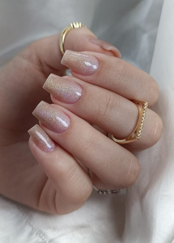 tendência unhas nude 2026