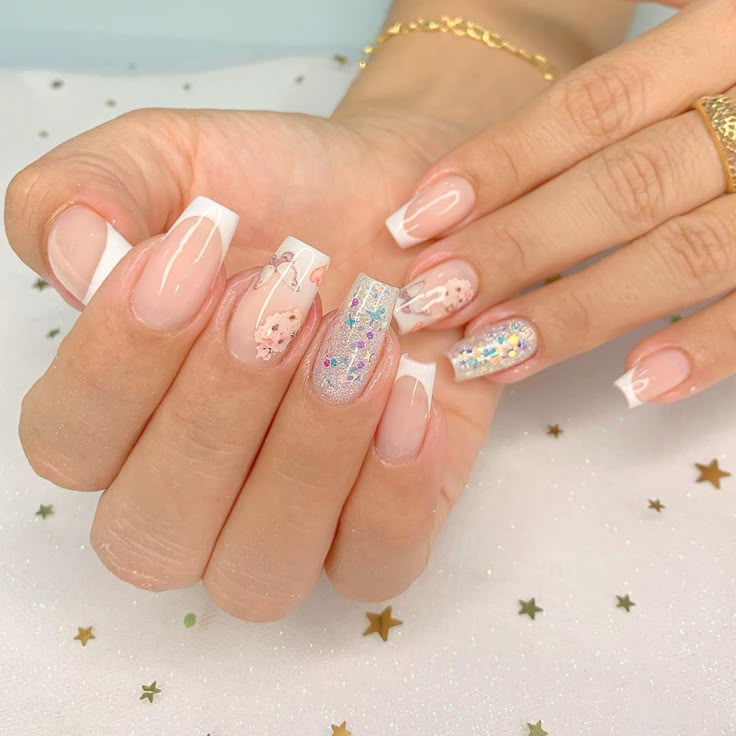 alongamento de unhas com glitter encapsulado