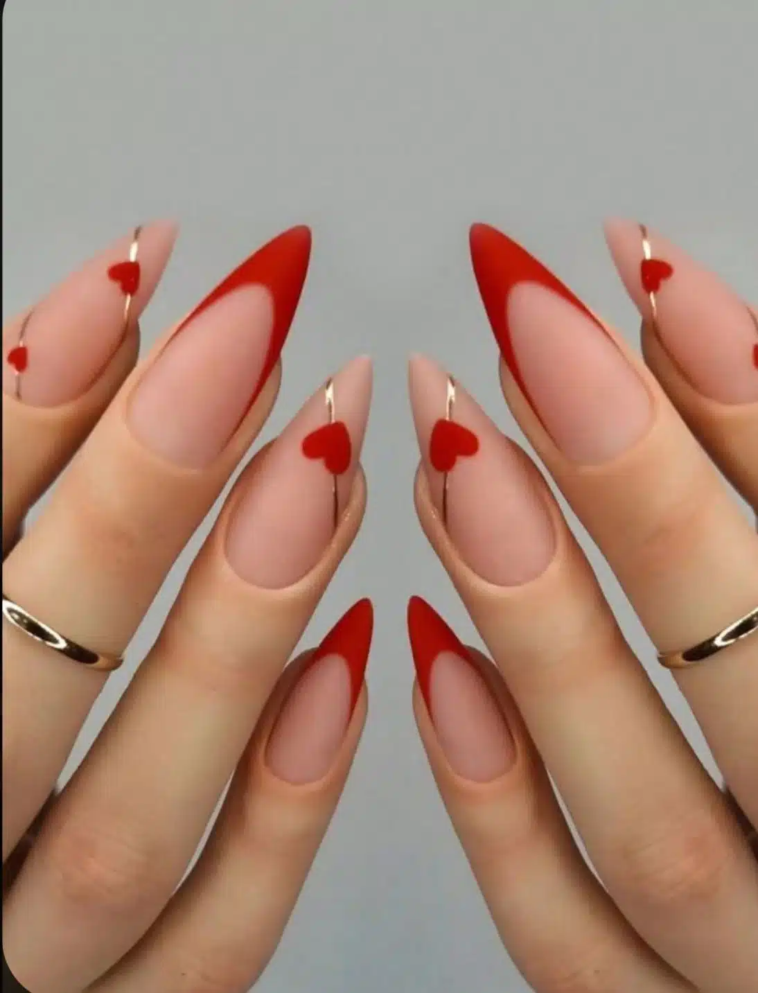 unha stiletto para dedos curtos