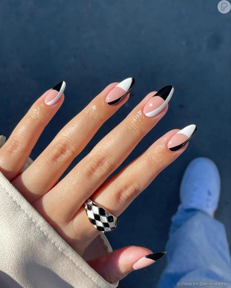 unhas preto e branco curtas