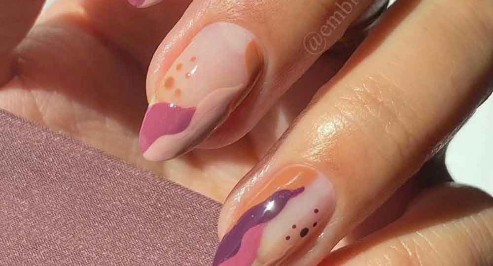 formato almond unhas curtas