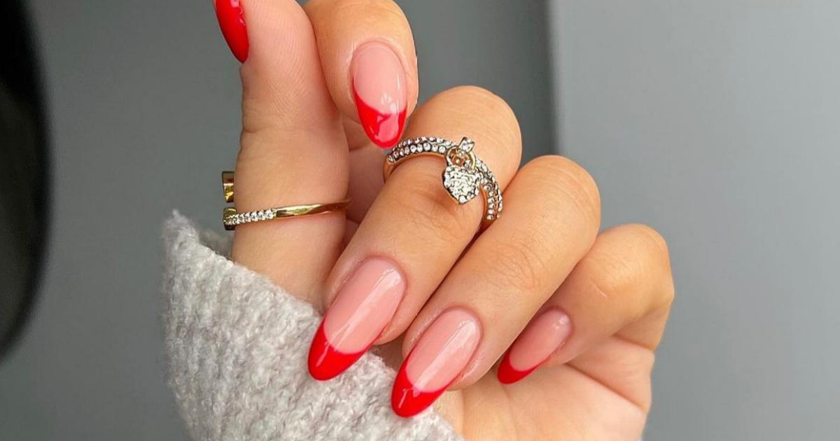 unhas amêndoa delicadas