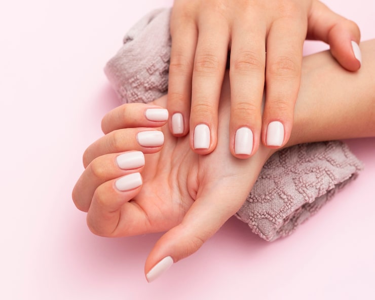 unhas de gel cores vibrantes