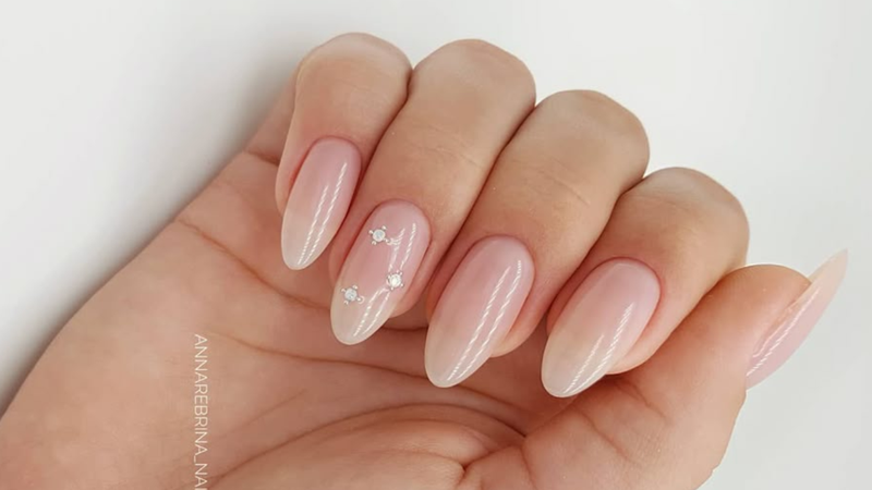 unhas encapsuladas para noivas