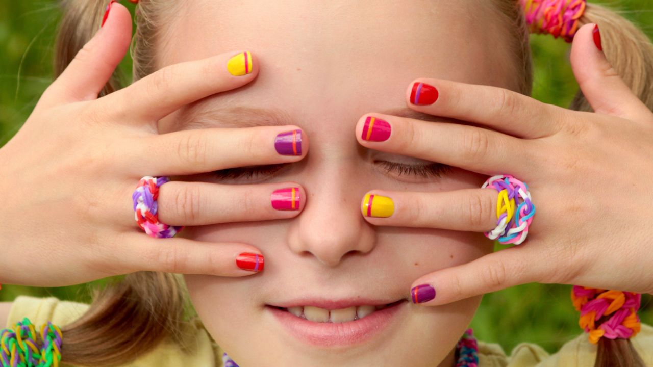 pintura de unhas infantil
