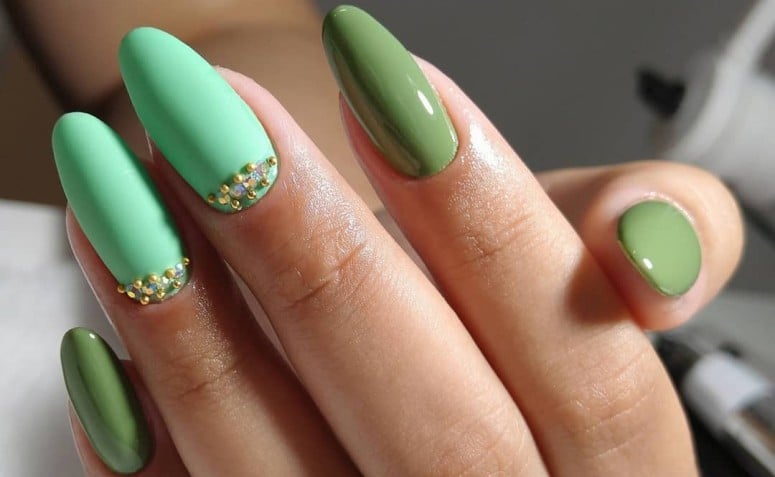 unhas francesinha verde