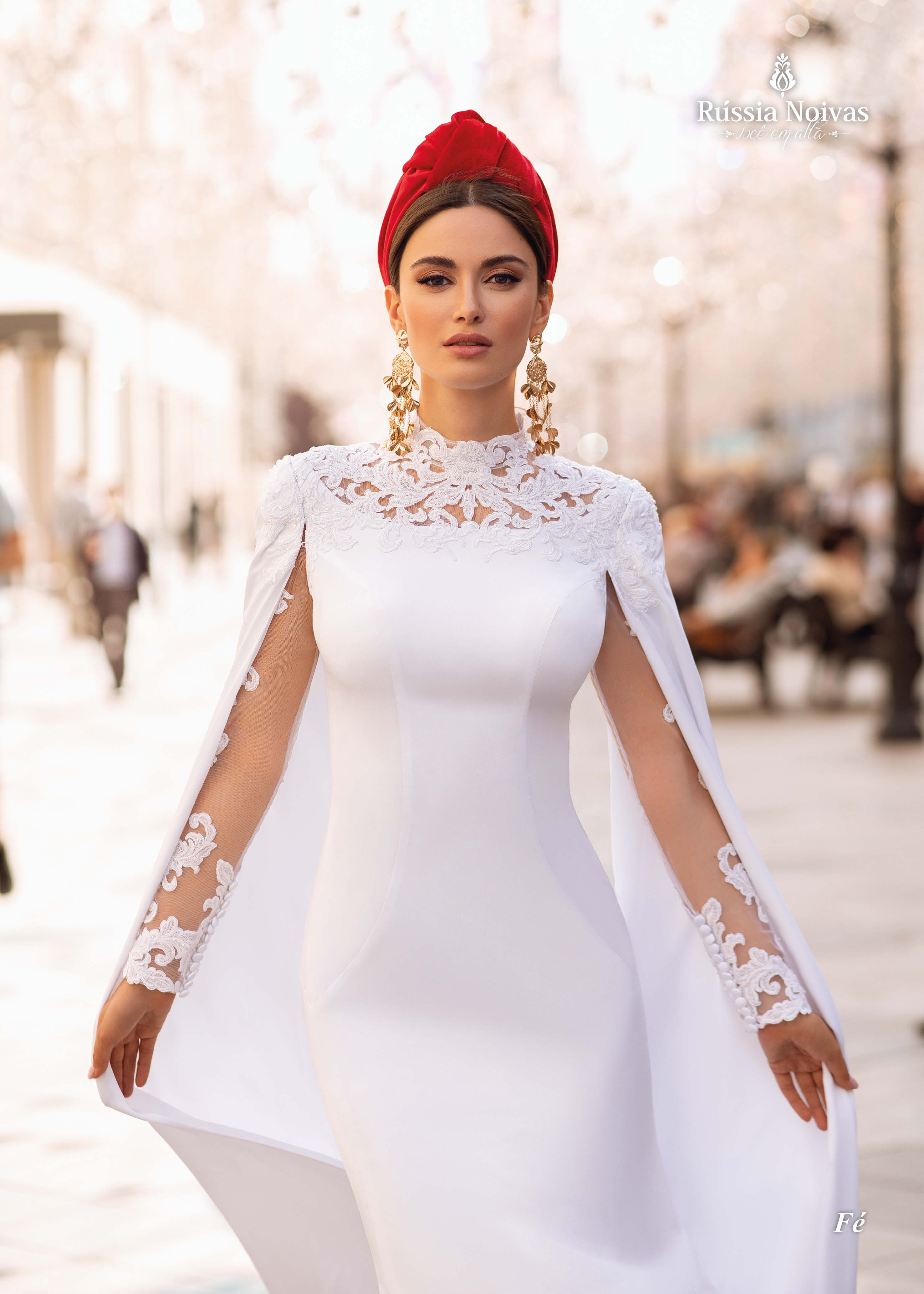vestido de noiva com gola alta e manga comprida
