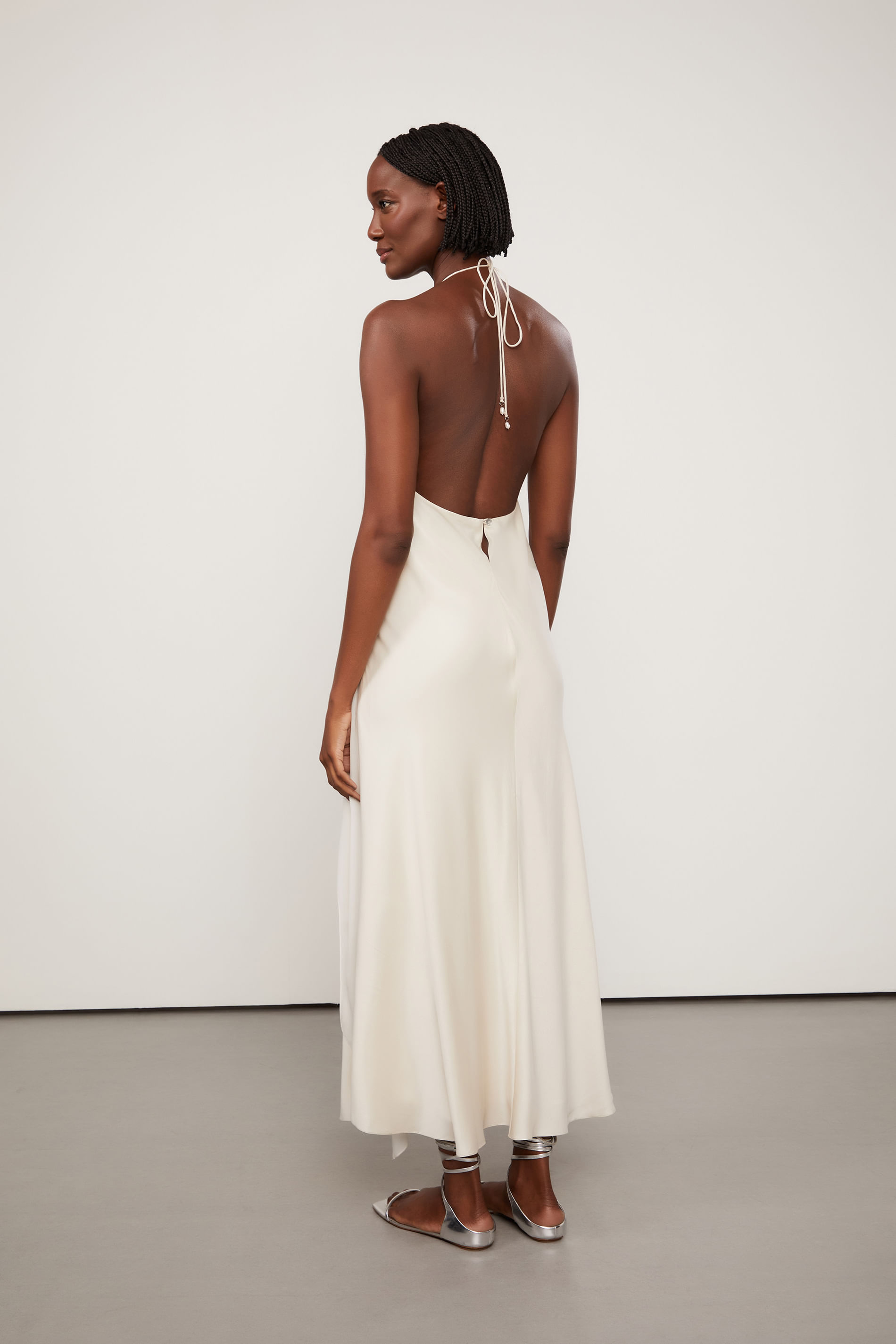 vestido longo de seda liso